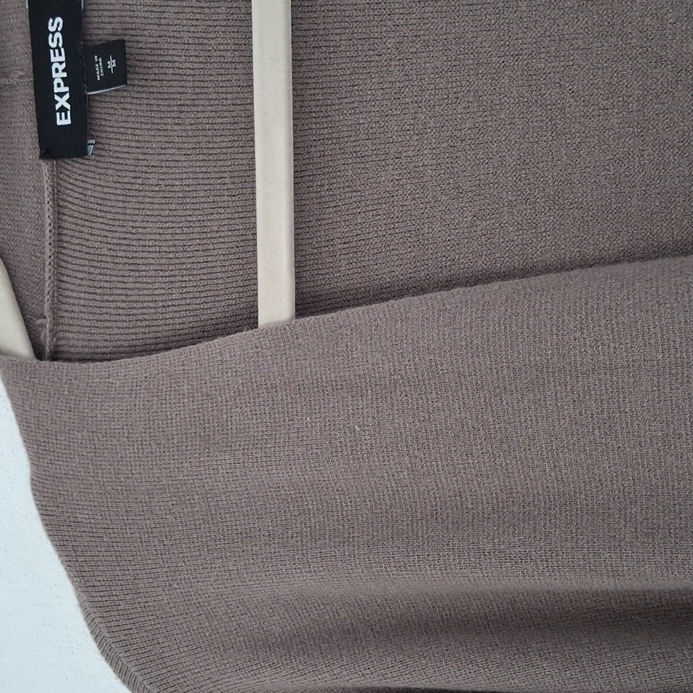 Express Super Soft Stretch Taupe Women Cardigan - Picture 2 of 7
